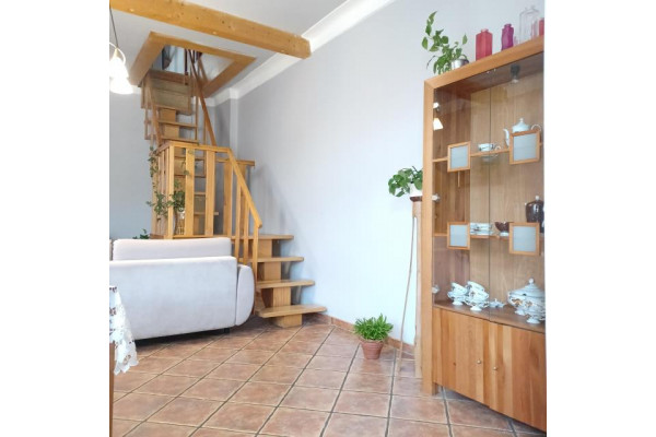 Gliwice, Chudoby, Apartament 112 mkw. w odrestaurowanej kamiennicy
