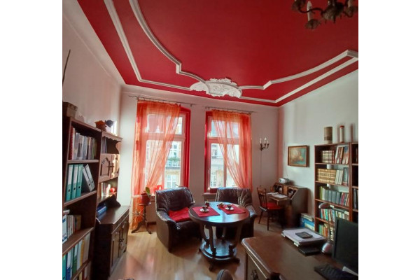 Gliwice, Chudoby, Apartament 112 mkw. w odrestaurowanej kamiennicy