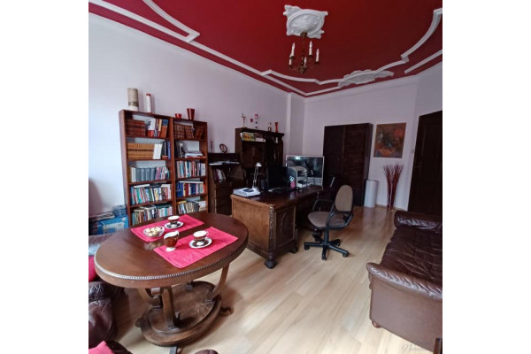 Gliwice, Chudoby, Apartament 112 mkw. w odrestaurowanej kamiennicy