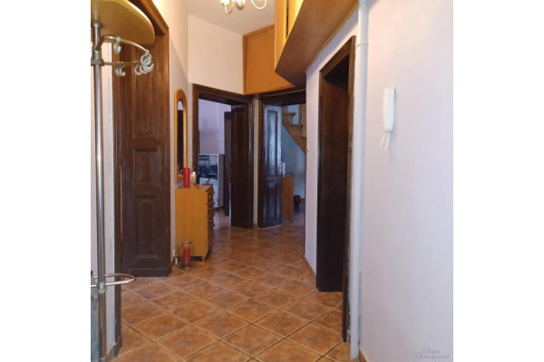 Gliwice, Chudoby, Apartament 112 mkw. w odrestaurowanej kamiennicy