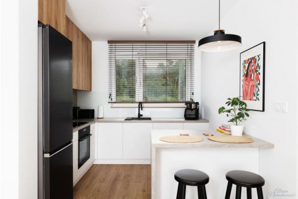 bielski, Wilkowice, Sielska, Dom w zabudowie bliźniaczej w Wilkowicach