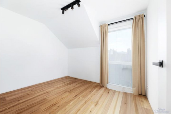 bielski, Wilkowice, Sielska, Dom w zabudowie bliźniaczej w Wilkowicach